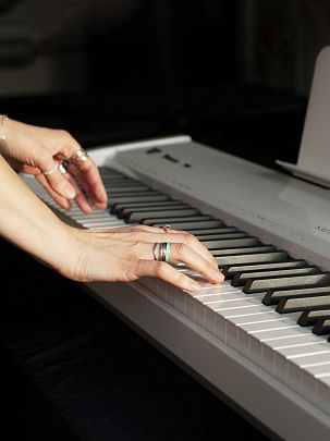 Sai Piano P-9WH
