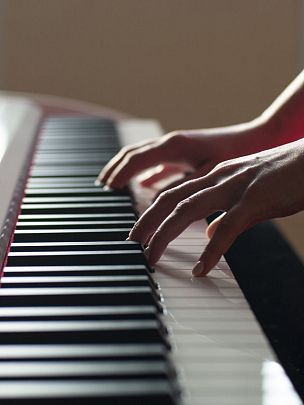 Sai Piano P-9WH