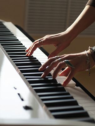 Sai Piano P-9WH