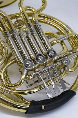 Artist FH-601LA