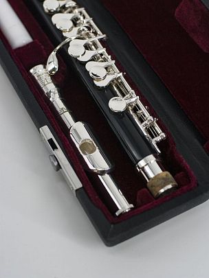Artist PC-775S