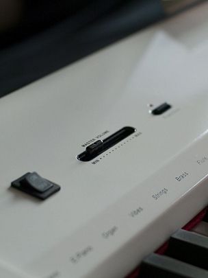 Sai Piano P-9WH